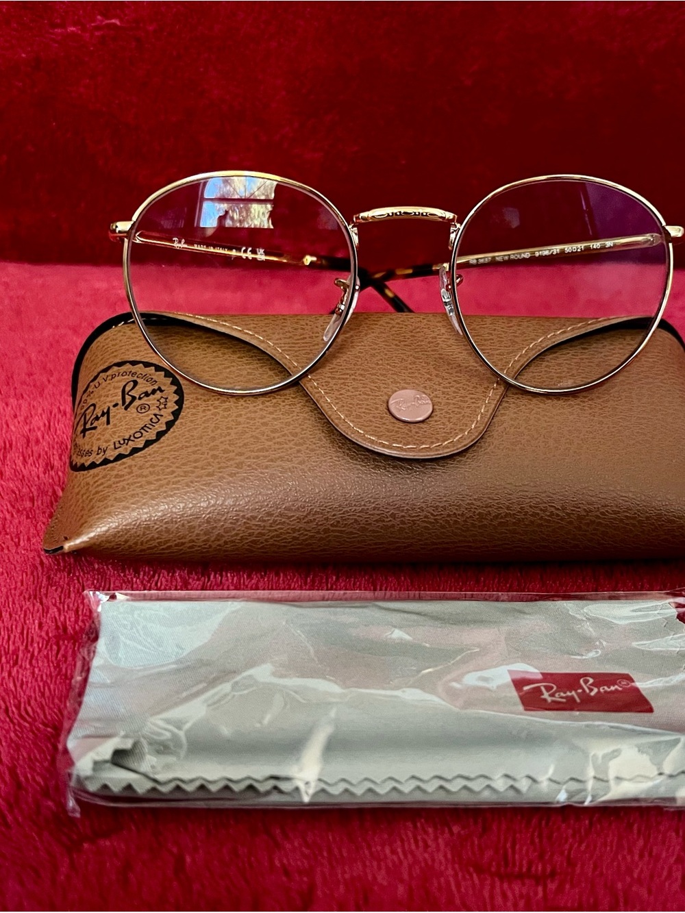 Ray-Ban Gold Round Metal Eyeglasses –
